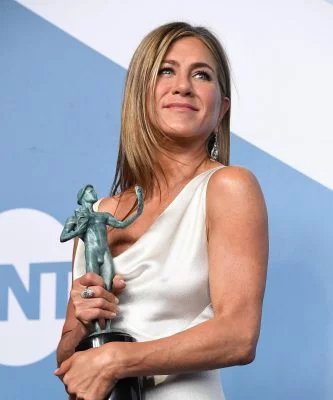Jennifer Aniston explica por que não cogitou adoção após enfrentar infertilidade - Imagem do artigo