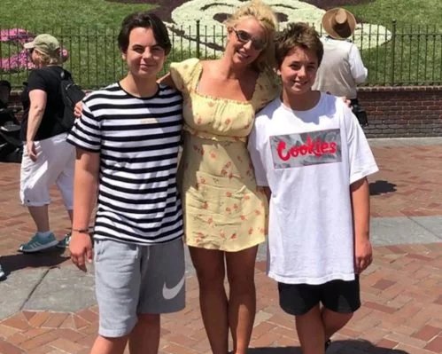 Britney Spears reage a acusações de Kevin Federline em livro de memórias - Imagem do artigo