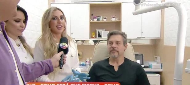 Luigi Baricelli exibe resultado de harmonização facial ao vivo no “Fofocalizando” - Imagem do artigo