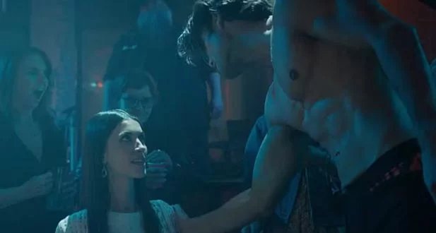 Morte da atriz Isabelle Tate, 23, foi provocada por forma rara da doença de Charcot-Marie-Tooth - Imagem do artigo