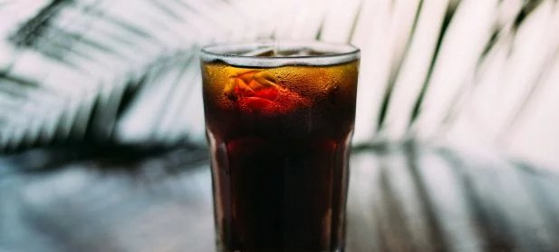 Doze servidores são intoxicados após beber refrigerante em Santa Cecília (SC); polícia prende mulher e sobrinho - Imagem do artigo