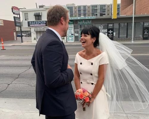 Lily Allen descarta namorar outra celebridade após divórcio de David Harbour - Imagem do artigo