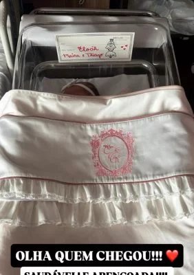 Maíra Cardi exibe decoração da maternidade e entrega de lembrancinhas para visitas da filha Eloáh - Imagem do artigo