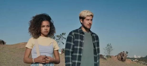 Joélly concorda em entregar o filho para quitar dívida de Raul em “Três Graças” - Imagem do artigo